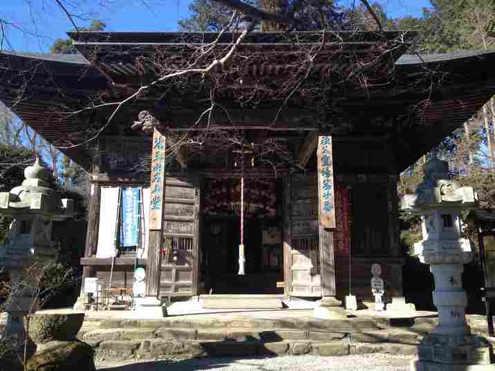 秩父札所二十番岩之上堂の観音堂