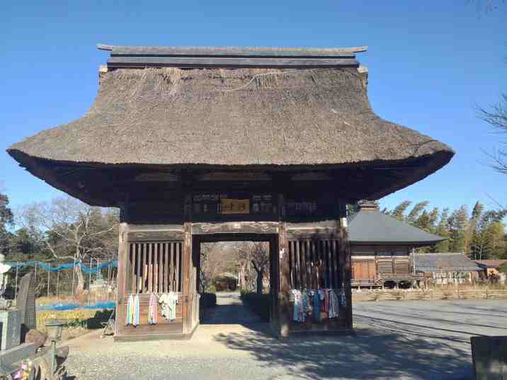 秩父札所二十二番童子堂の山門