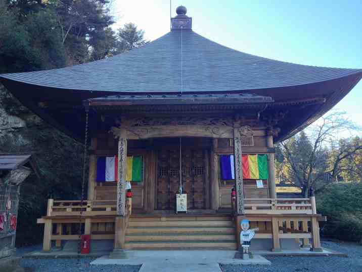 秩父札所二十五番岩谷山久昌寺の観音堂