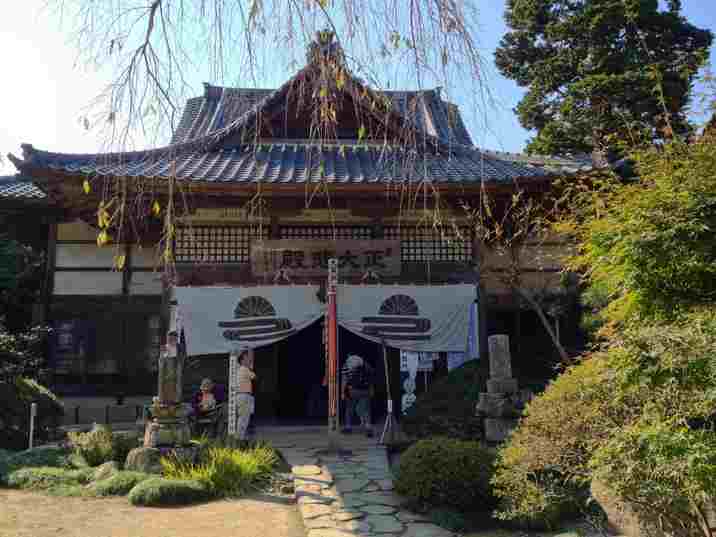 秩父札所三十三番菊水寺の観音堂